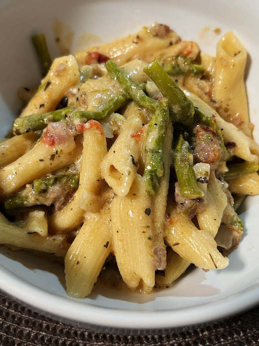 Creamy sausage mostaccioli and asparagus in the Instant Pot